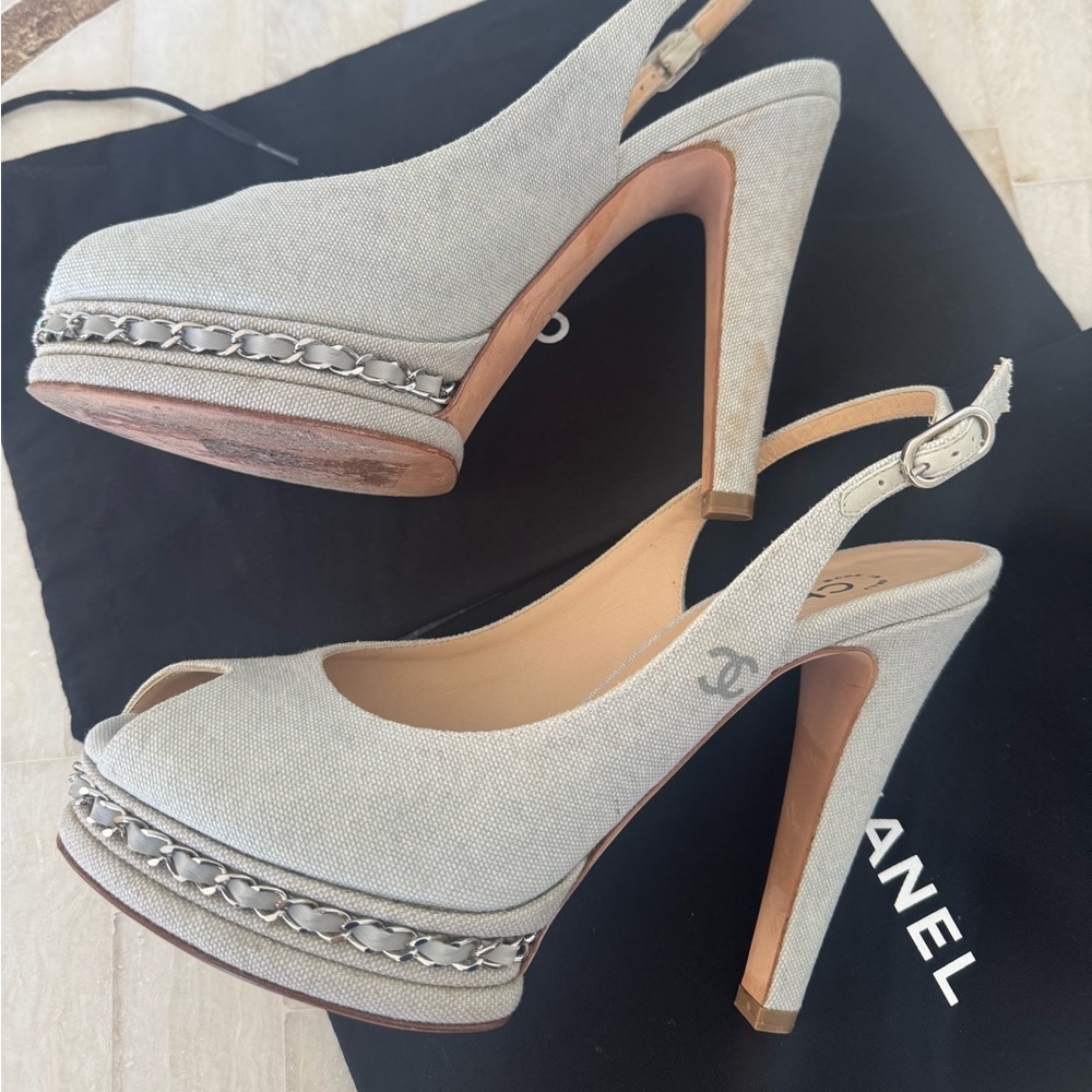 CHANEL Light Beige Canvas Peep-Toe Slingback Heels with Chain Trim